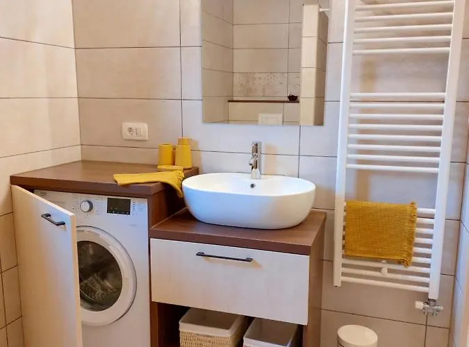 Apartma Bee In Forest *