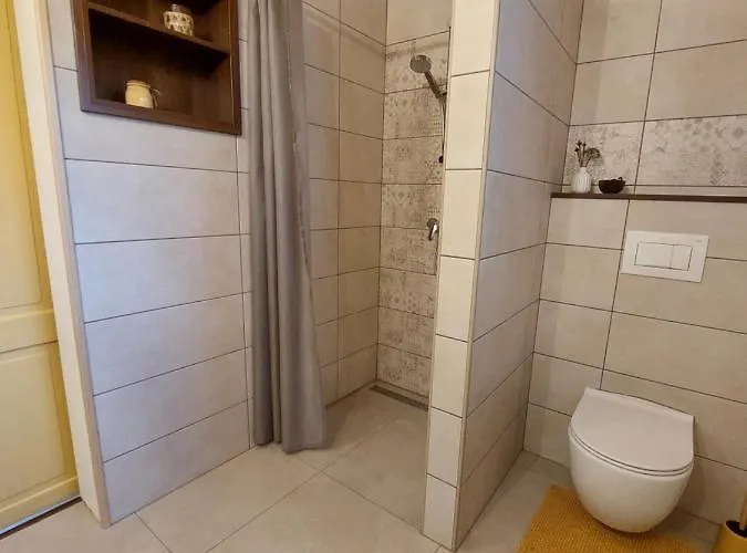 Bee In Forest Апартаменты