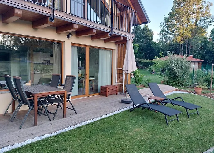 Апартаменты Bee In Forest