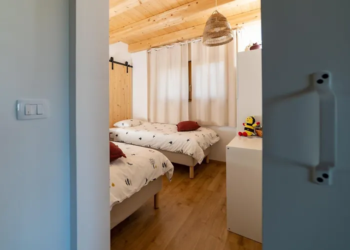 Apartma Bee In Forest