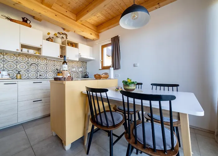 Апартаменты Bee In Forest